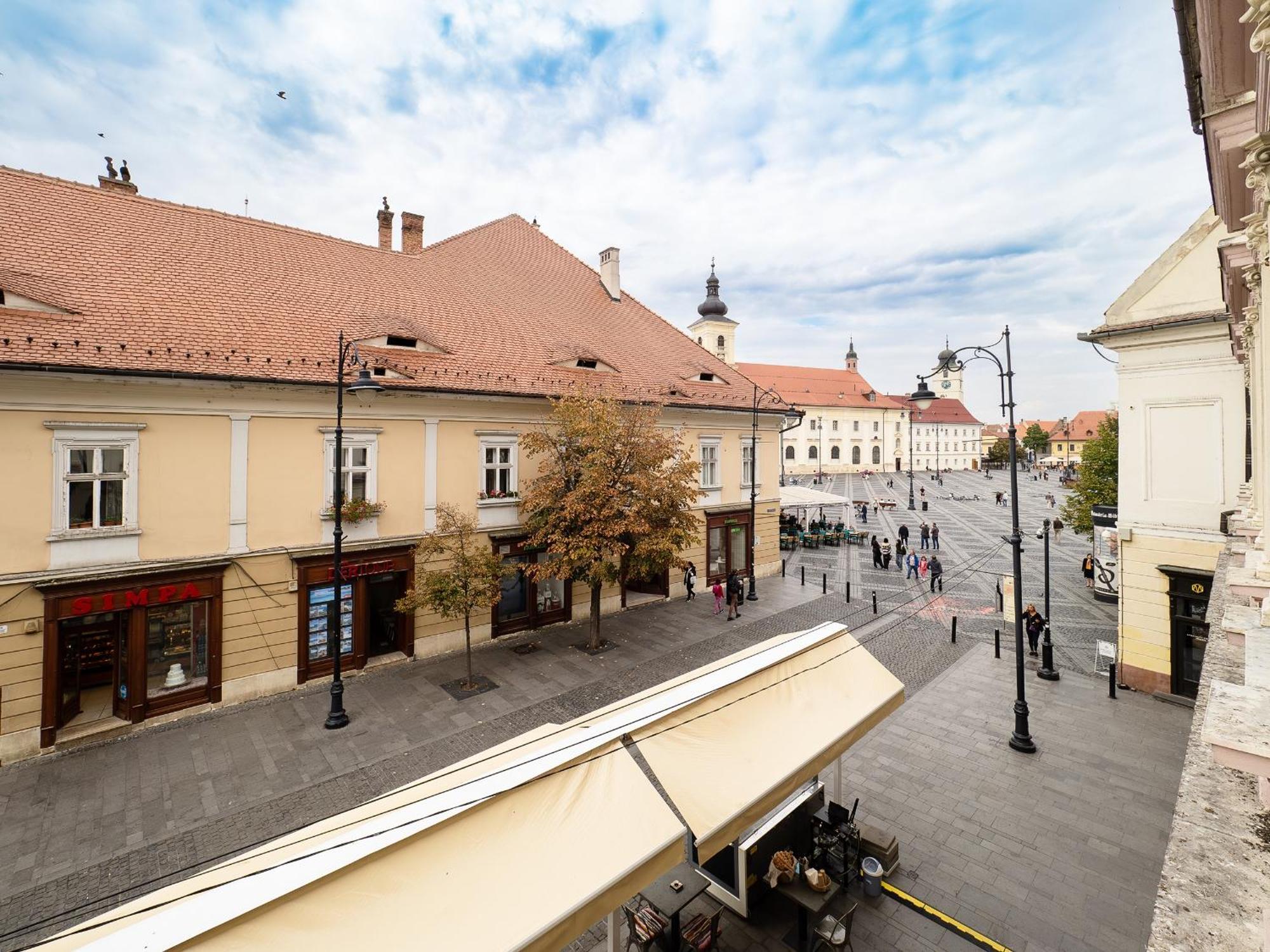 City Spirit Studio - Piata Mare & Balcescu View Sibiu Luaran gambar