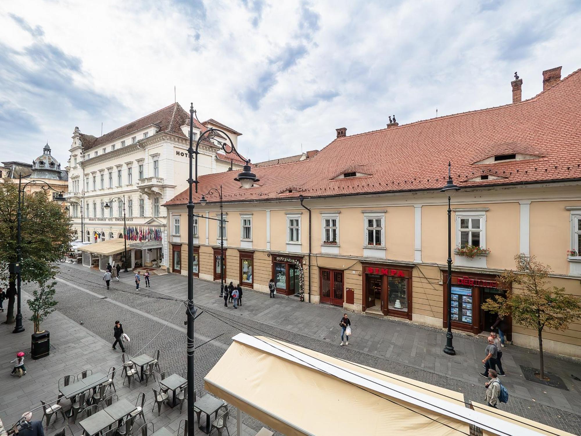 City Spirit Studio - Piata Mare & Balcescu View Sibiu Luaran gambar
